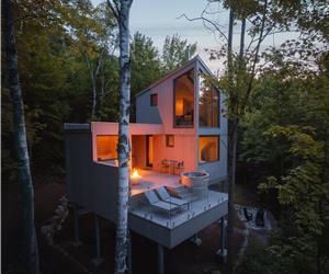 Private thermal escape: sauna, hammam, spa and cold shower with river and mountain view